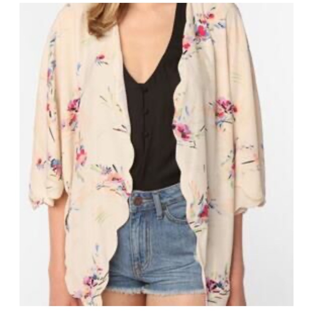 Kimchi‎ Blue Floral Kimono Cardigan Scalloped Open Front Lightweight M/L